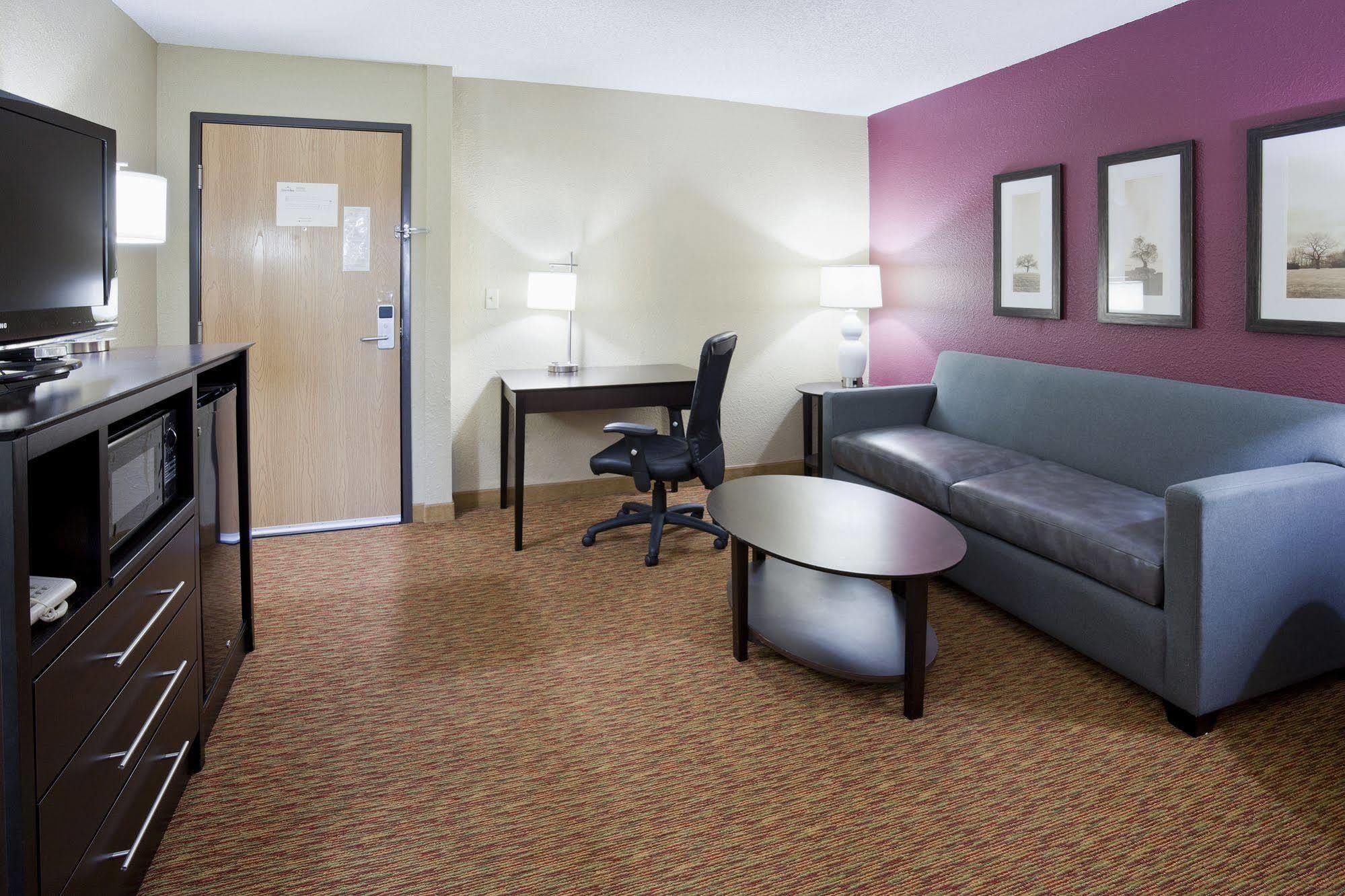 Americinn By Wyndham Osceola Buitenkant foto