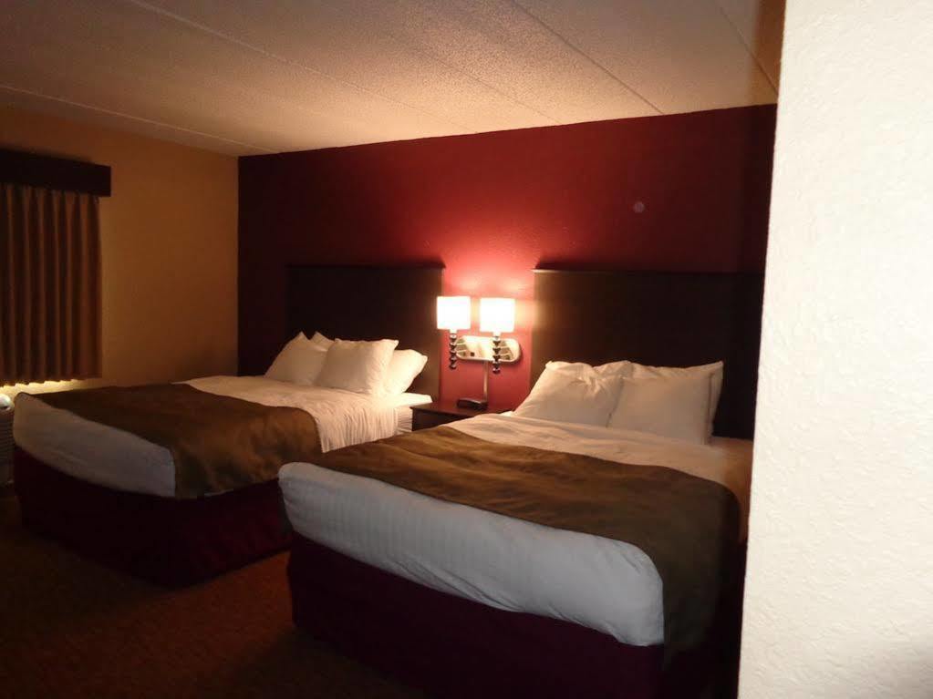 Americinn By Wyndham Osceola Buitenkant foto